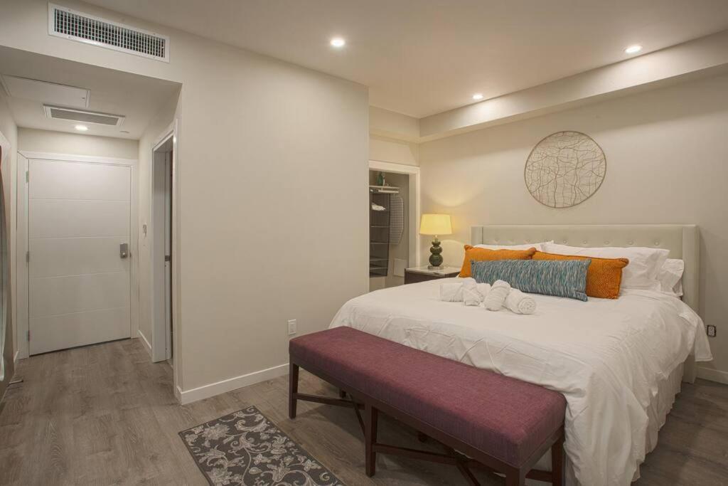 1-Bedroom With Cali King Size Bed In San Diego Extérieur photo