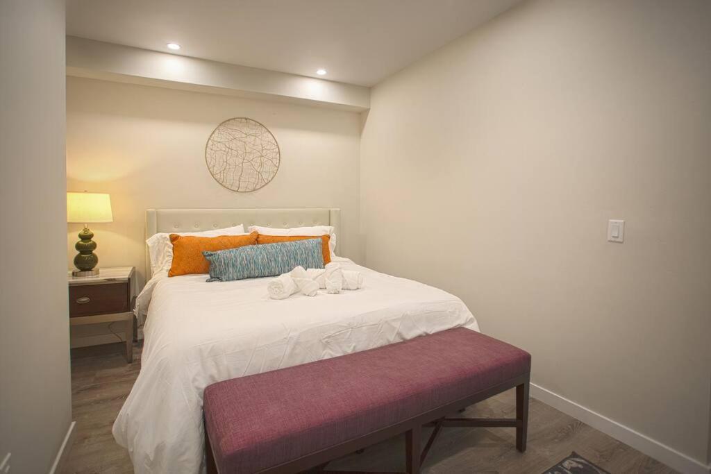1-Bedroom With Cali King Size Bed In San Diego Extérieur photo