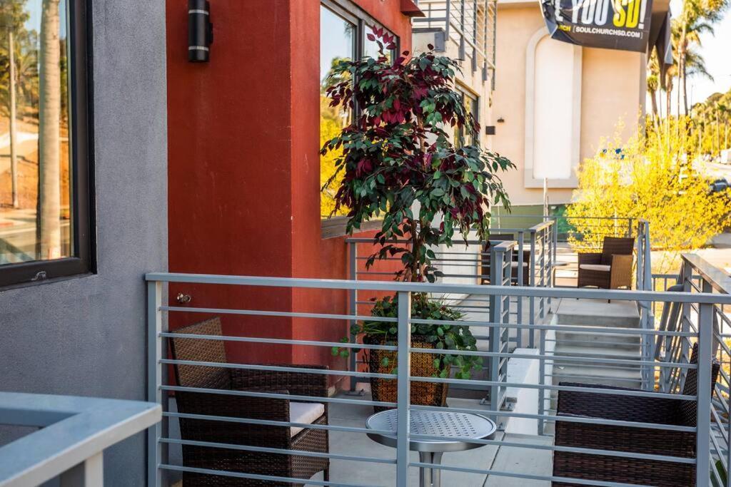 1-Bedroom With Cali King Size Bed In San Diego Extérieur photo